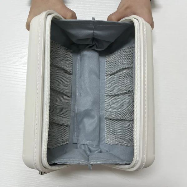 High Grade Durable Anti Scratch Waterproof Plastic Makeup Case for Travel or Toiletry Storage - Image 3
